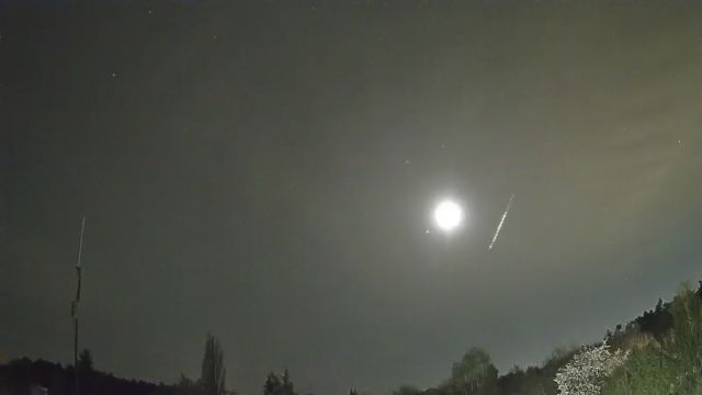 AMS250 meteor