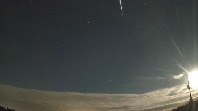AMS250 meteor