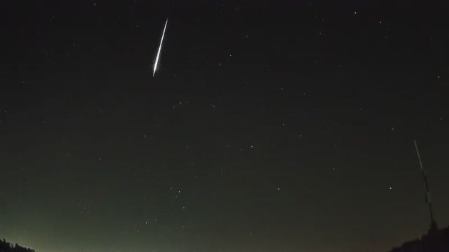 AMS250 meteor
