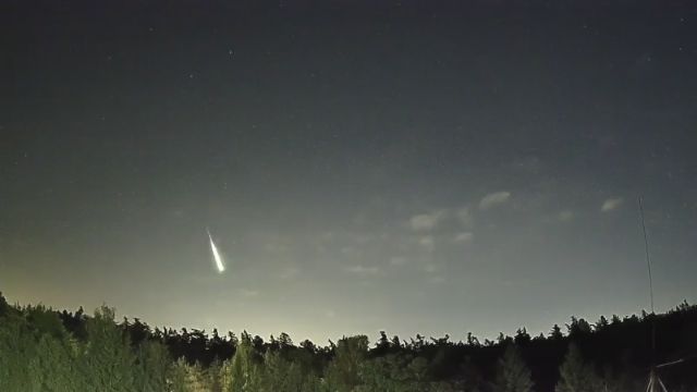 AMS250 meteor