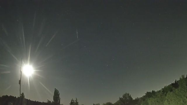 AMS250 meteor
