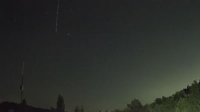 AMS250 meteor