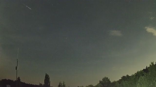 AMS250 meteor