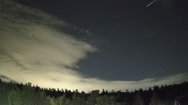 AMS250 meteor