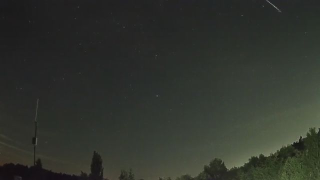AMS250 meteor