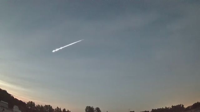 AMS250 meteor