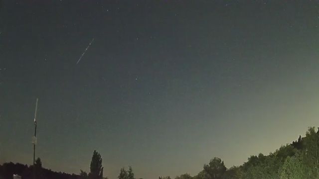 AMS250 meteor