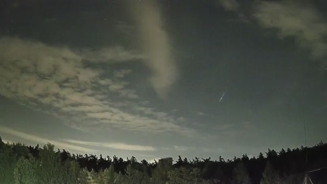 AMS250 meteor