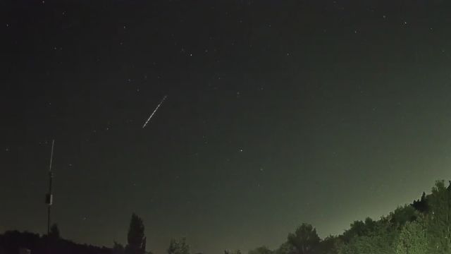 AMS250 meteor