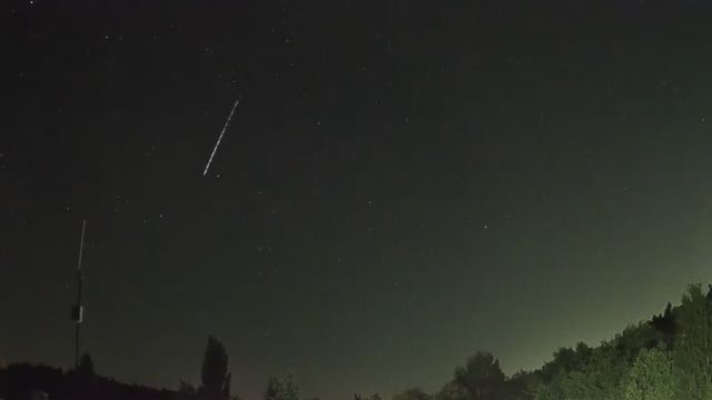 AMS250 meteor