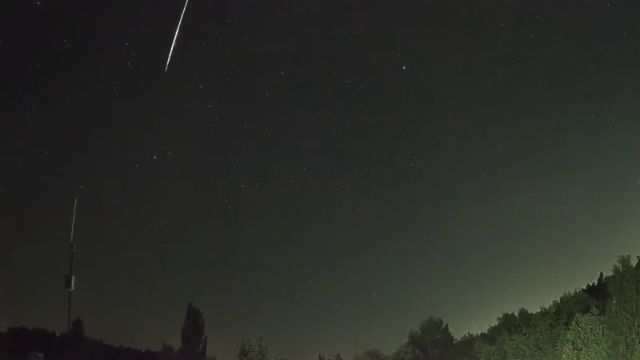 AMS250 meteor