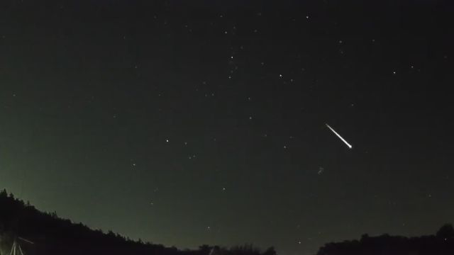 AMS250 meteor