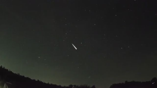 AMS250 meteor
