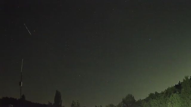 AMS250 meteor