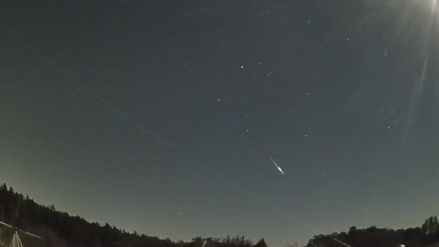 AMS250 meteor