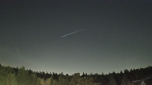 AMS250 meteor