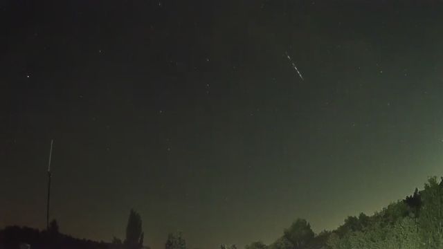 AMS250 meteor