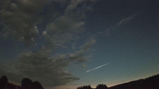 AMS251 meteor