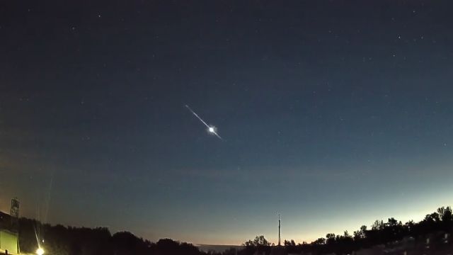 AMS266 meteor