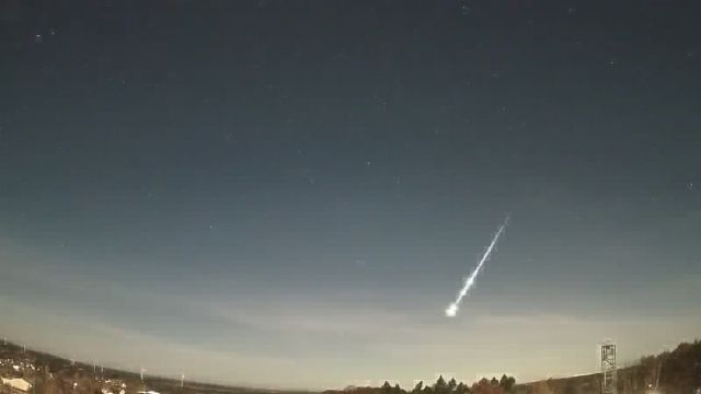 AMS266 meteor