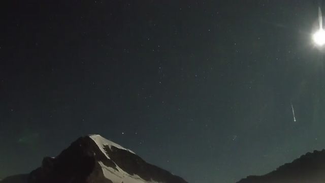 AMS272 meteor
