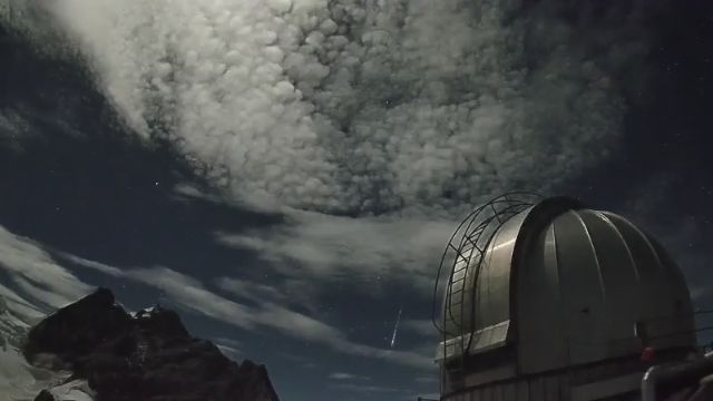 AMS272 meteor