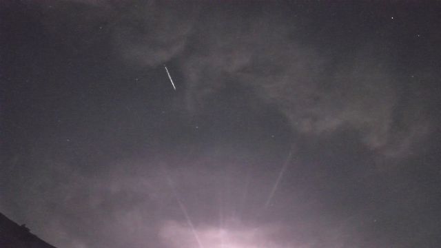 AMS30 meteor