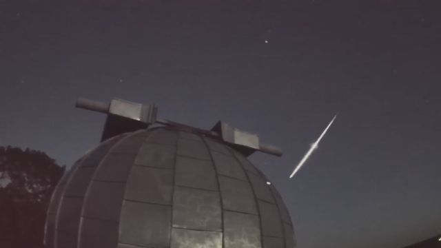 AMS30 meteor