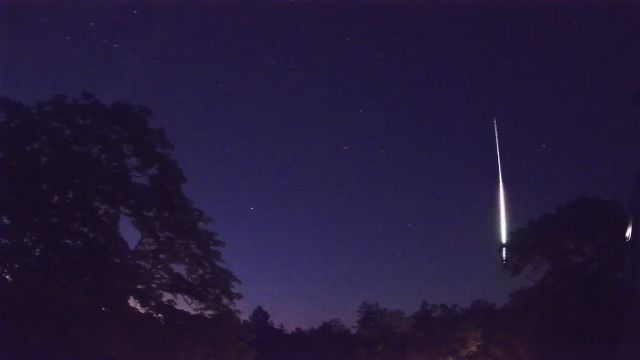 AMS30 meteor