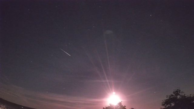 AMS30 meteor