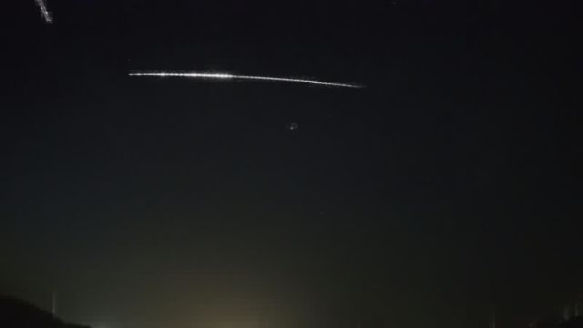 AMS320 meteor