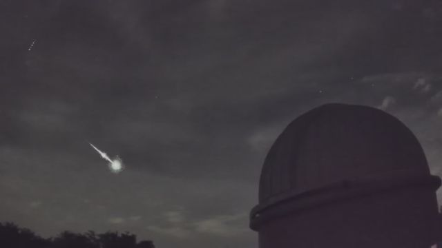 AMS33 meteor