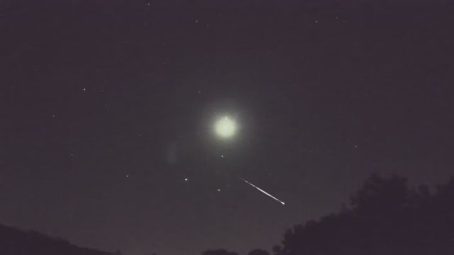 AMS33 meteor