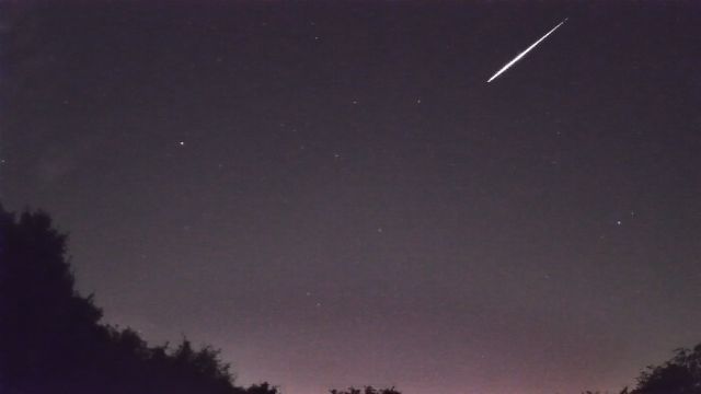 AMS33 meteor