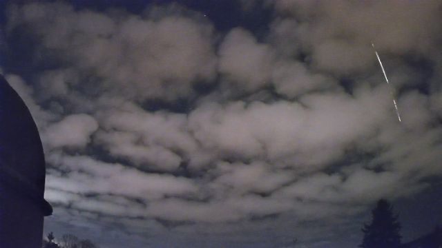 AMS33 meteor