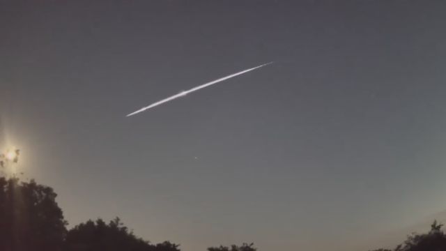 AMS33 meteor