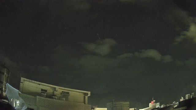 AMS330 meteor
