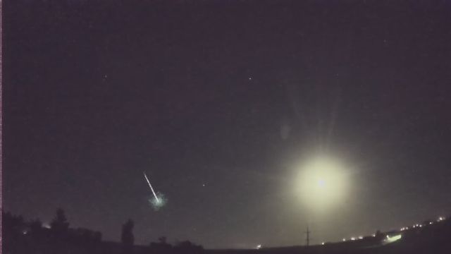 AMS41 meteor