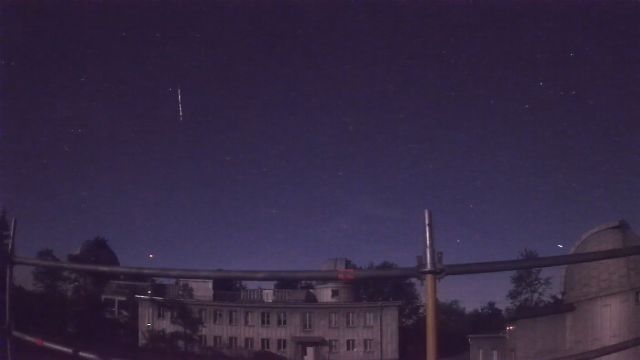 AMS52 meteor