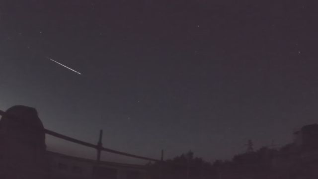 AMS52 meteor