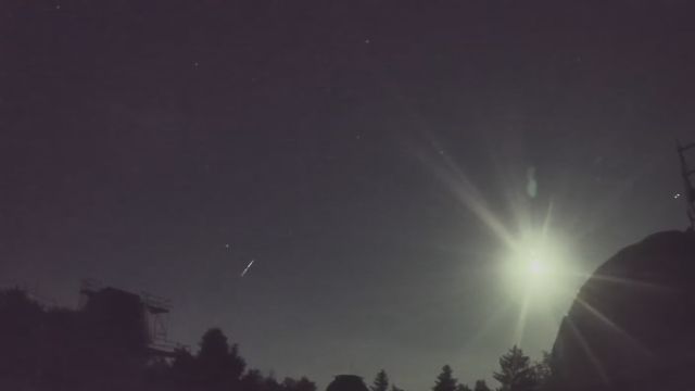AMS52 meteor