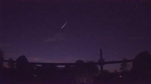 AMS52 meteor