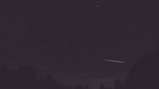 AMS52 meteor