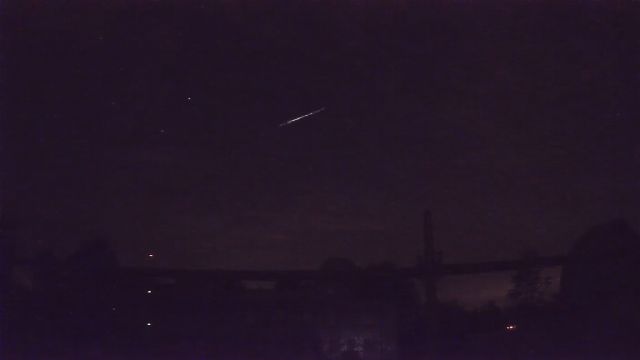 AMS52 meteor