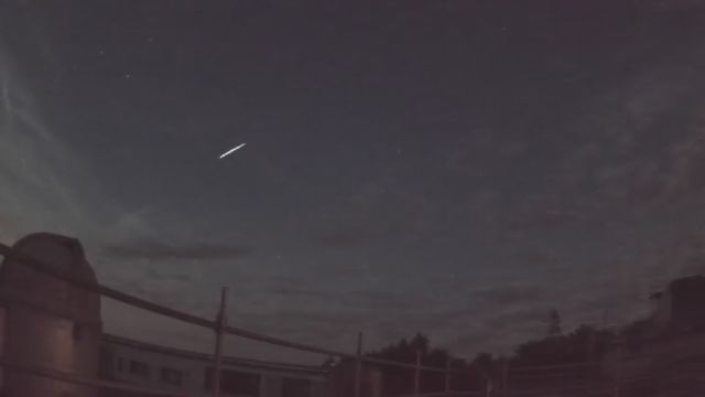 AMS52 meteor