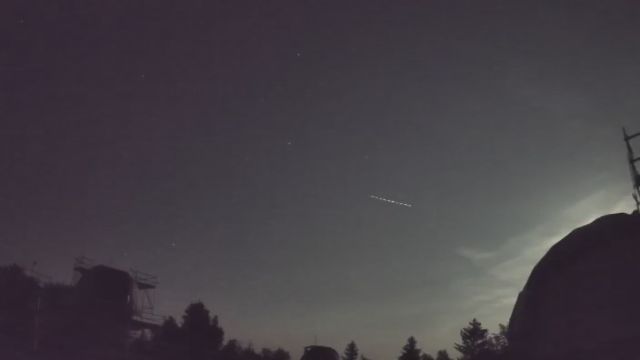 AMS52 meteor