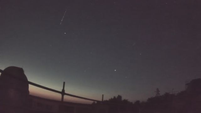 AMS52 meteor