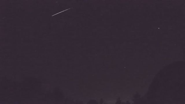 AMS52 meteor