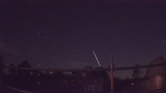 AMS52 meteor