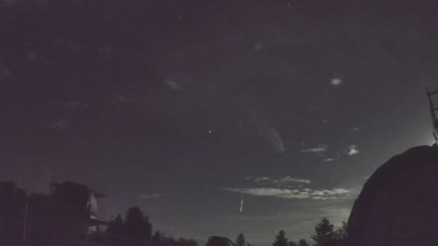 AMS52 meteor